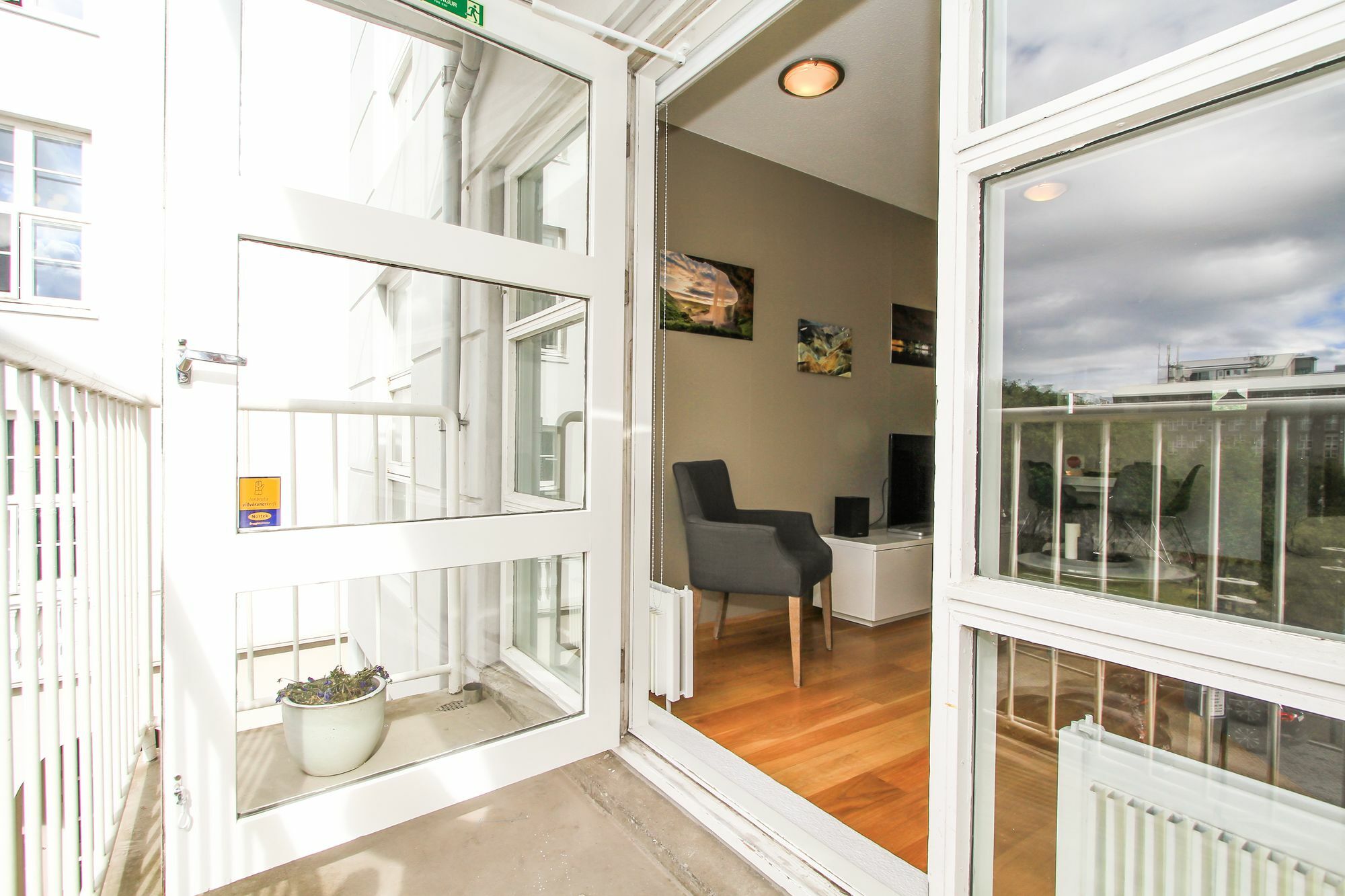 Downtown Charm Reykjavik Apartment Exterior photo